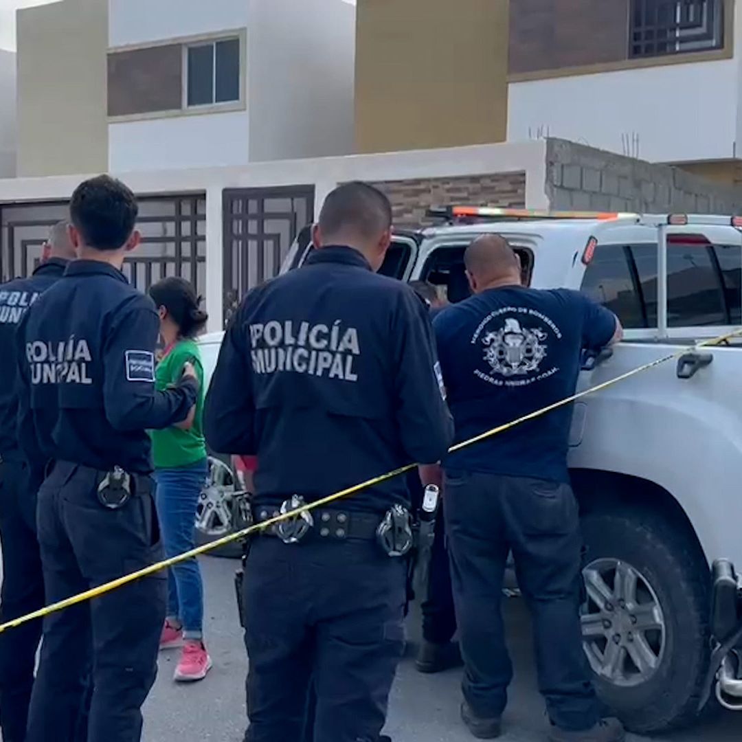 Rescatan a Menor Durante Incendio de Casa en Piedras Negras, Coahuila